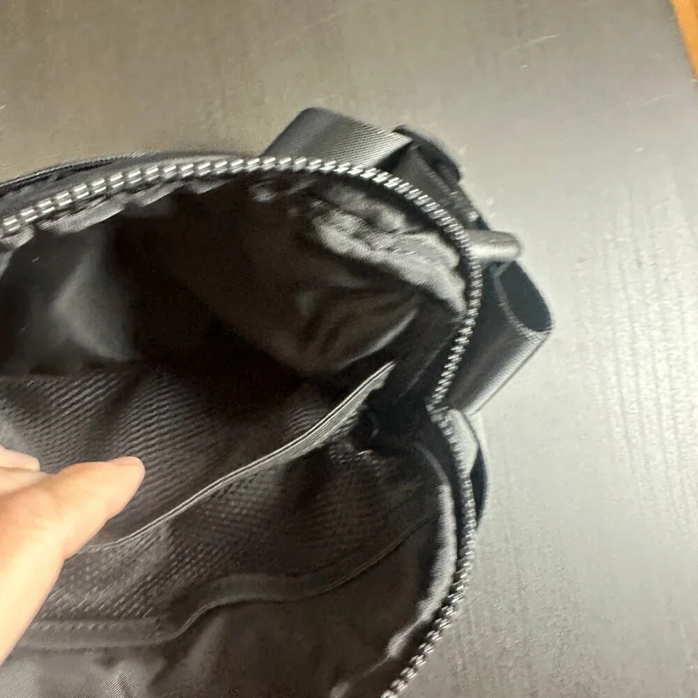 LULULEMON Everywhere Belt Bag Black